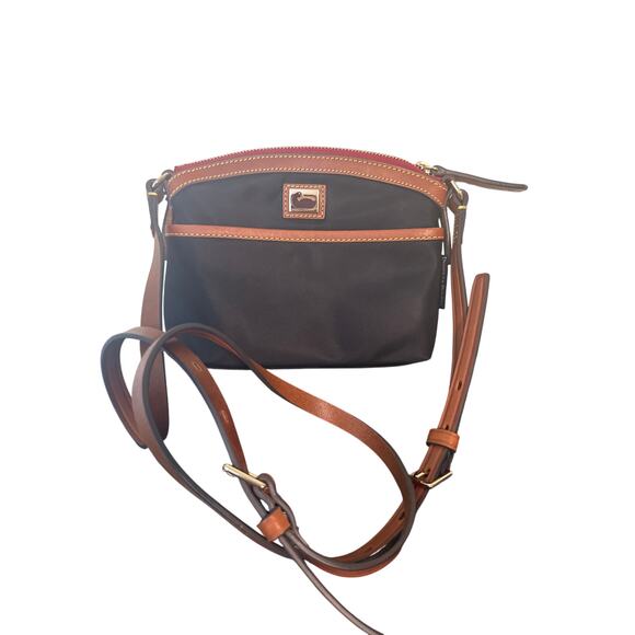 Dooney & Bourke Handbags - Dooney & Bourke Wayfarer Domed Crossbody bag